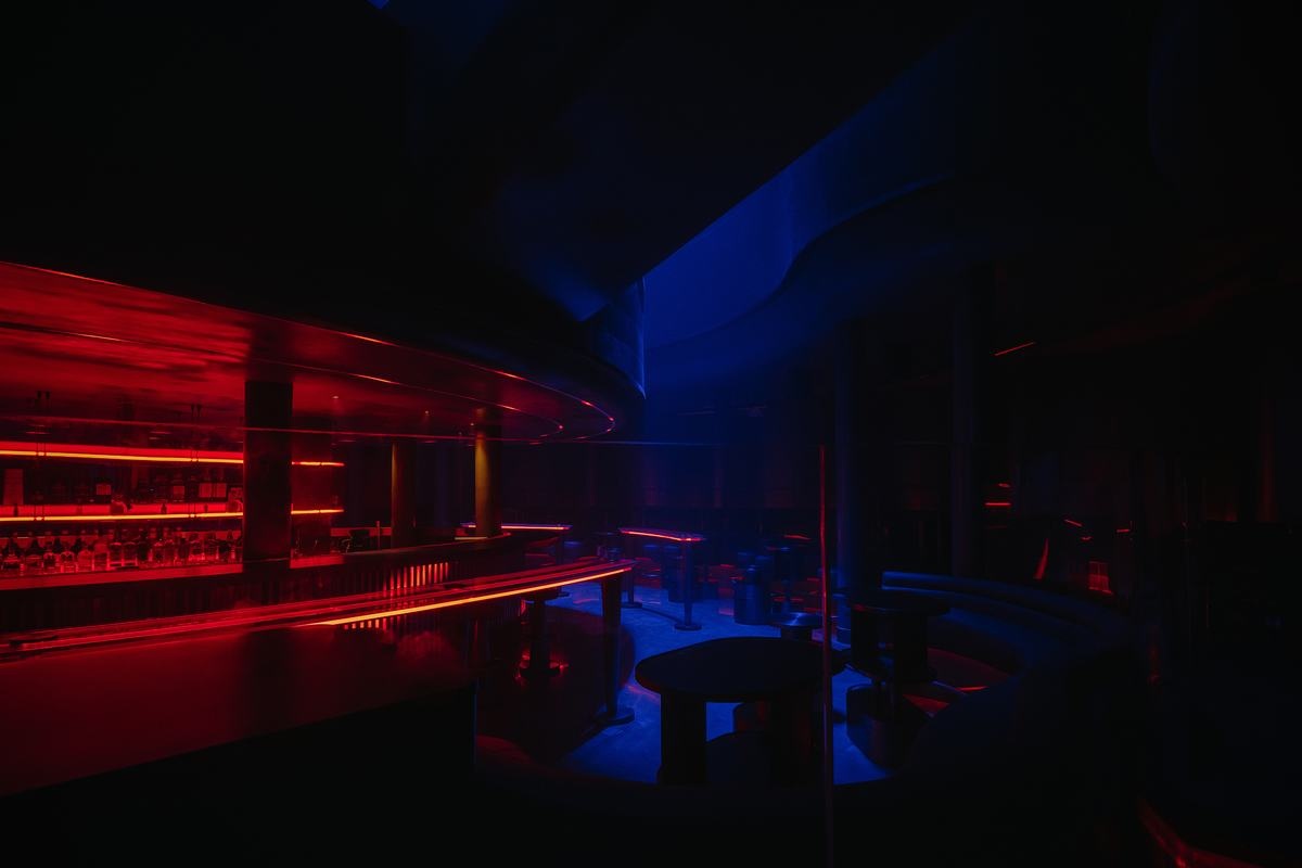 弧光幻境 · 成都 La Amo POP CLUB 酒吧设计丨中国成都丨Mojo 设计团队-45