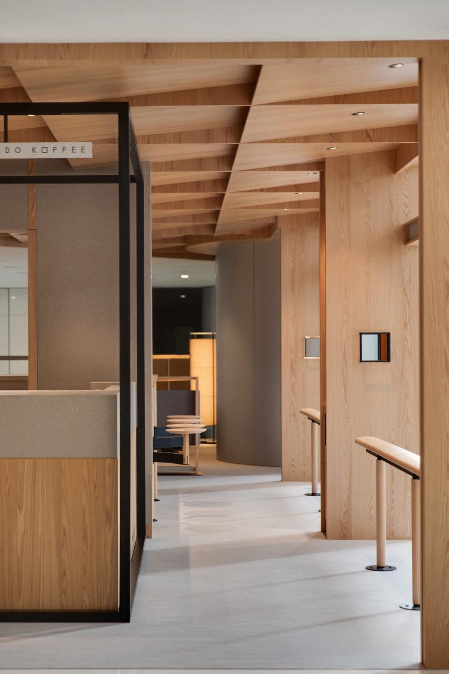 来自日本的精品咖啡馆,保持简约而复杂美学的连续性 - 米尚丽零售设计网 MISUNLY- 美好品牌店铺空间发现者-2