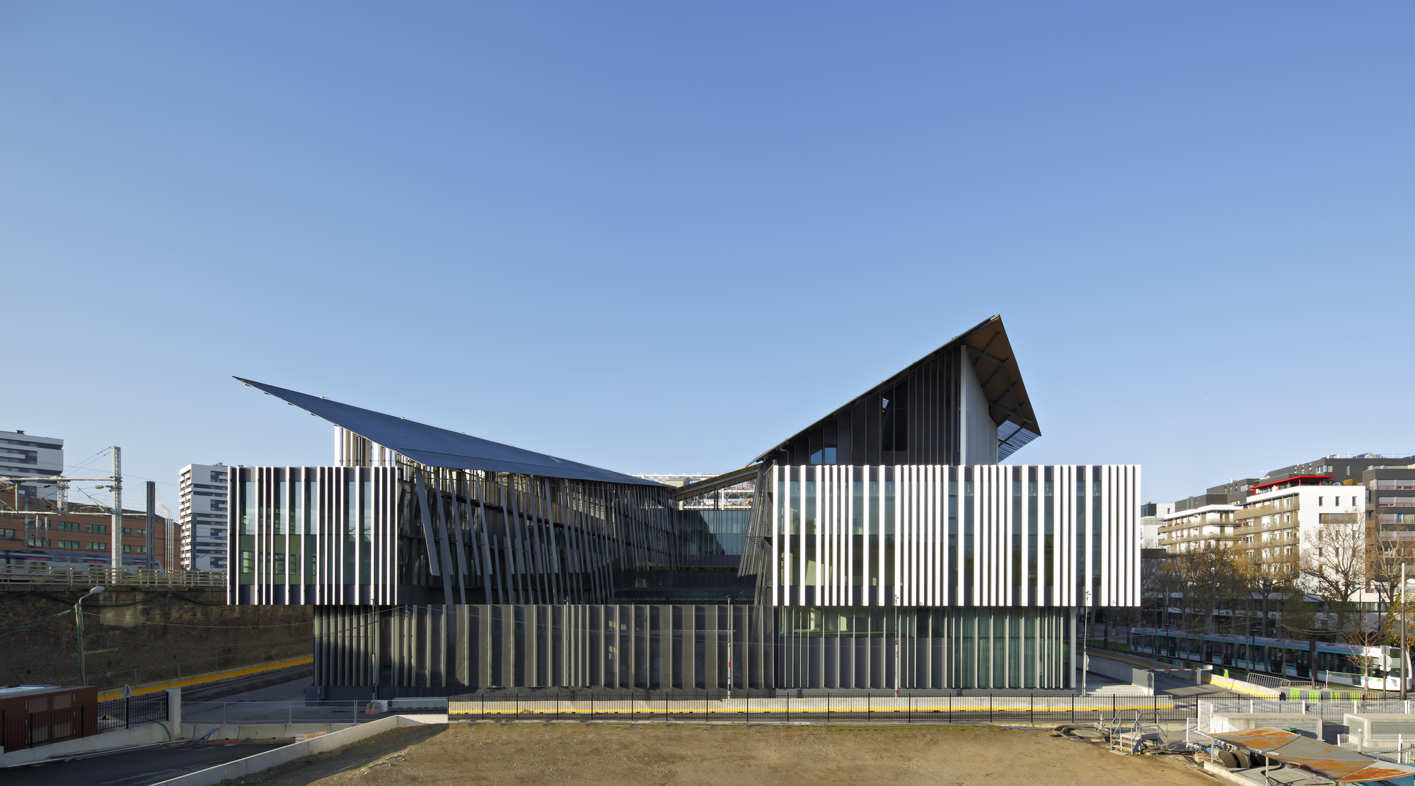 麦当劳公共设施综合体-27