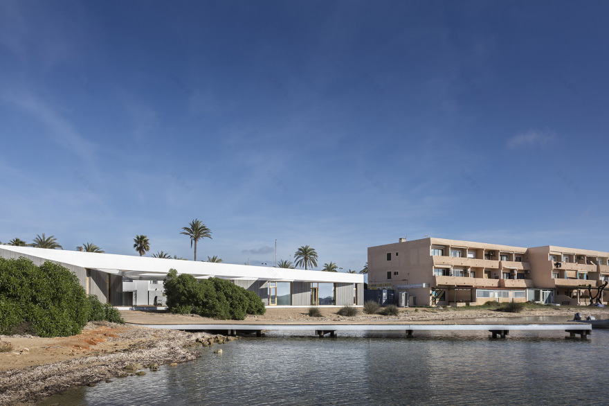 Formentera水上运动中心,西班牙 / Marià Castelló Architecture-10