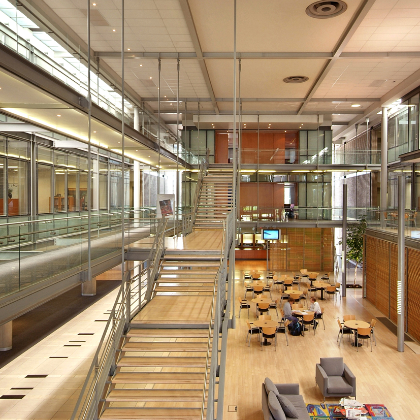 南非 De Beers 总部大楼,现代办公空间的绿色与自然融合-13