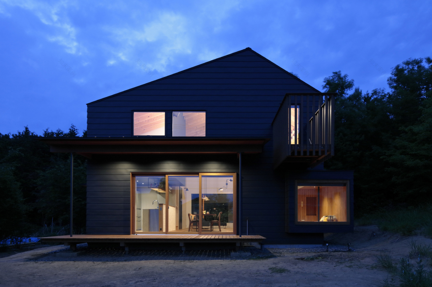 山梨县移居屋的温暖“边缘空间”-32