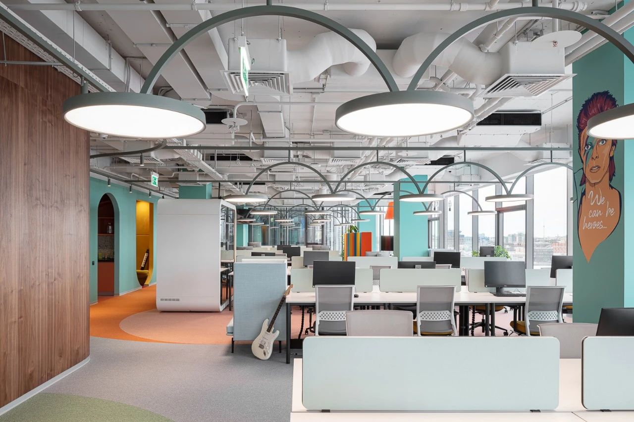 美学聚场娱乐办公设计-0