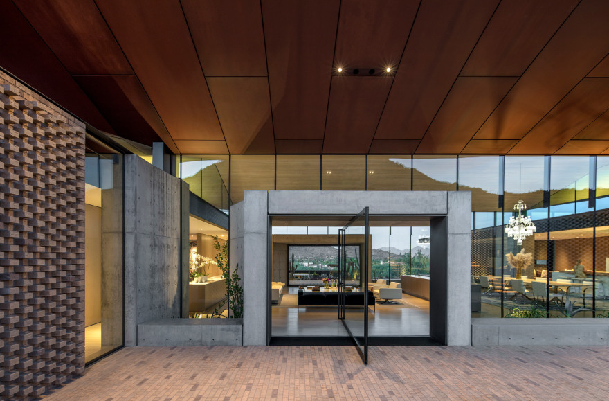 A-I-R creates oasis around central living spaces at Arizona desert house-14