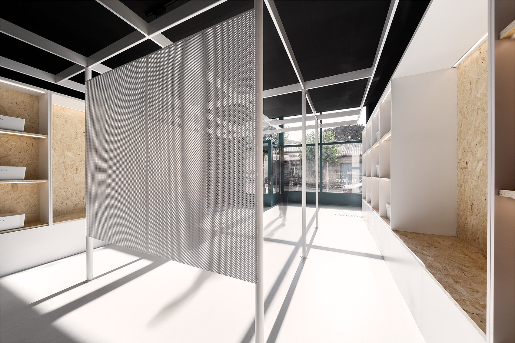 Sra. Emilia广告公司办公室,西班牙 / Erbalunga estudio-7