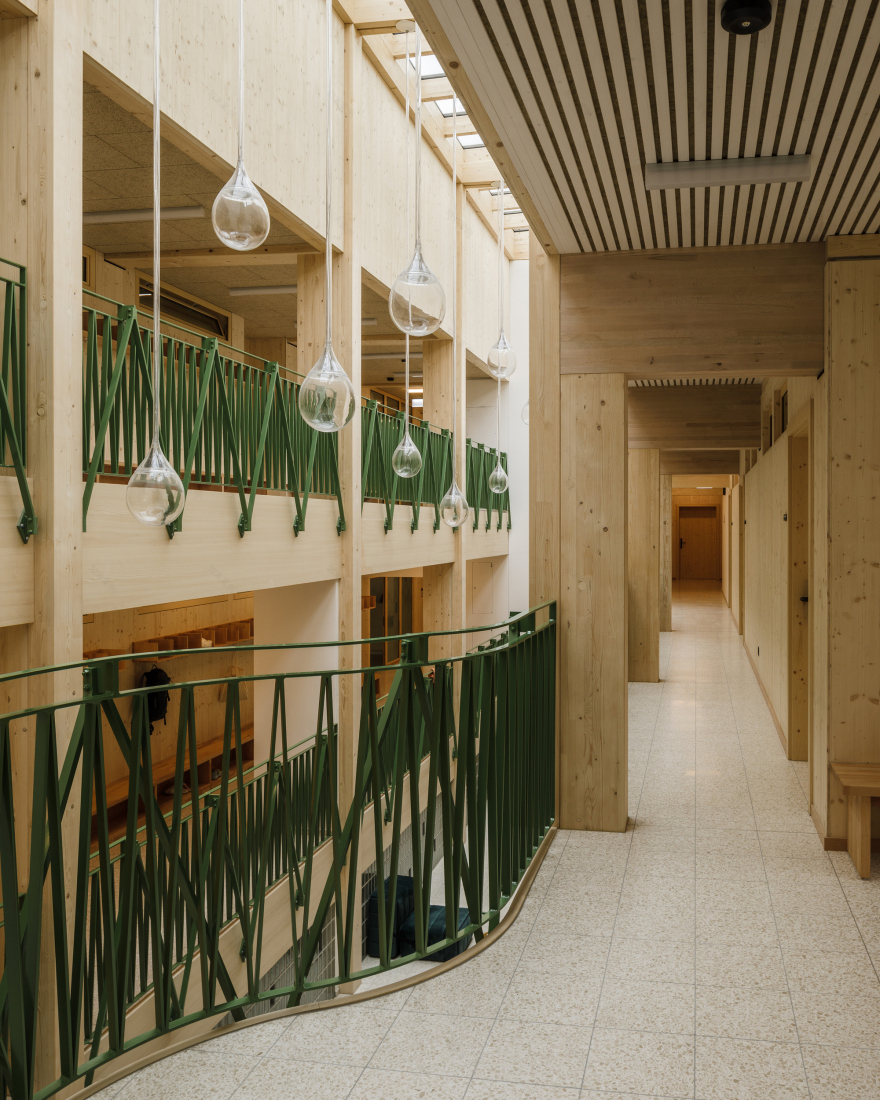 达沃斯转型学校丨瑞士丨CURA Architekten-18