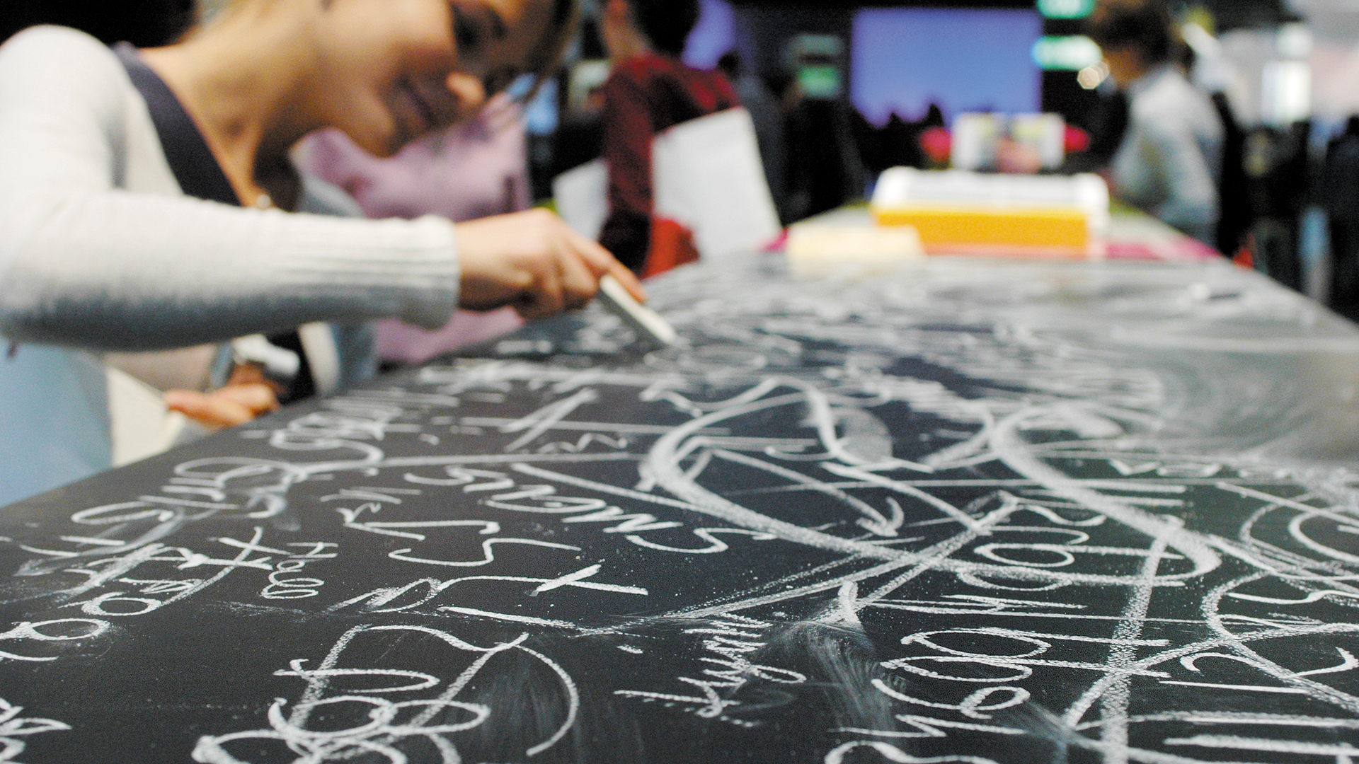 Sample - Fair - Projects - D'art Design Gruppe-5