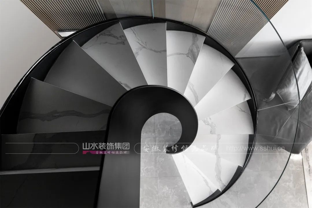 极简复式空间的诗意生活丨刘义峰-29