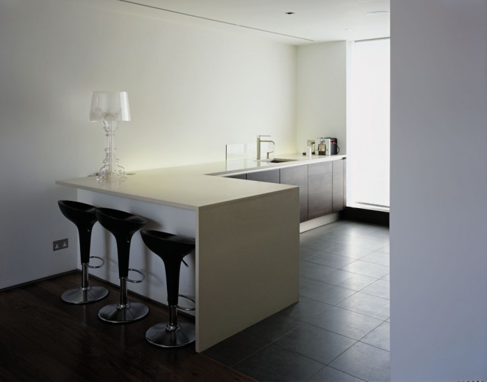 克莱肯韦尔的云（注：Clerkenwell是伦敦的一个地区，the cloud直译为云，这里不清楚具体所指的云是实际的云，还是有特定名称含义的事物，如某个建筑、场所叫云等，需结合具体语境进一步明确但按照要求只给出此翻译） 丨英国伦敦丨Boyarsky Murphy Architects-8