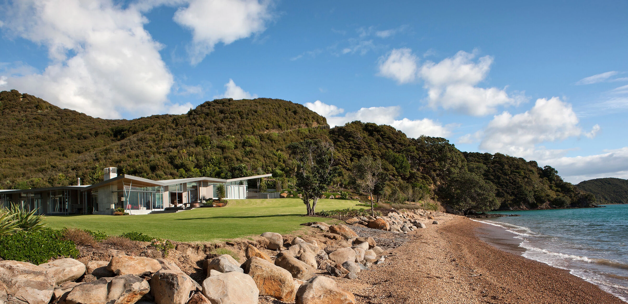 新西兰“营帐”风格住宅丨Bossley Architects-7