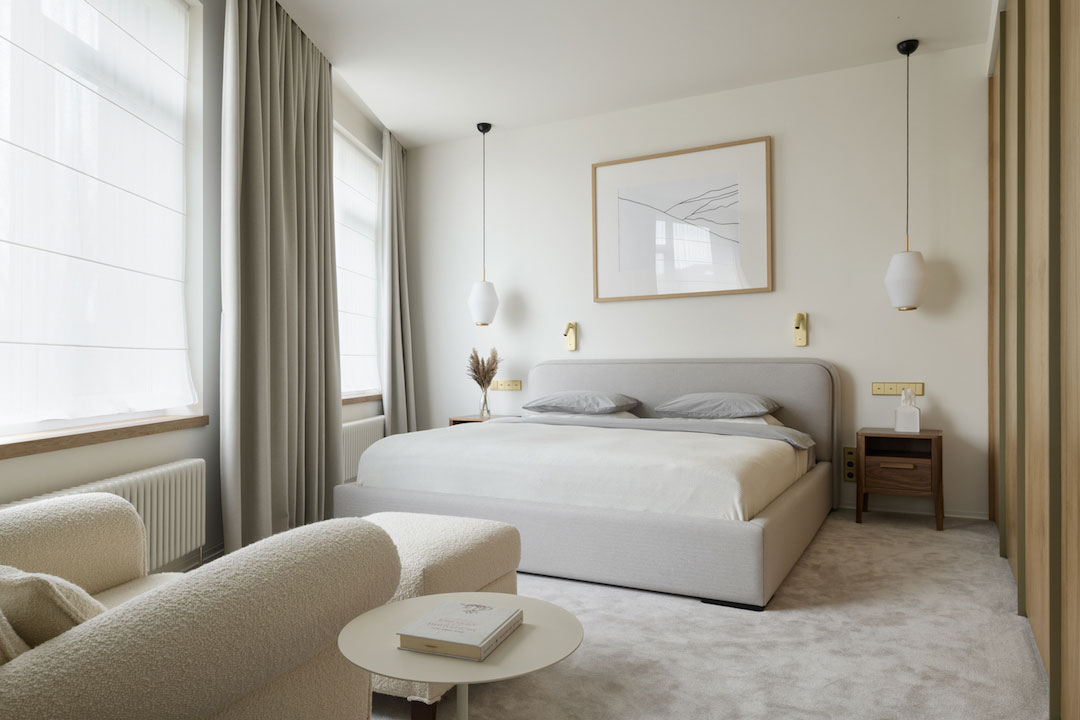 乌克兰基辅温馨现代大宅设计-1