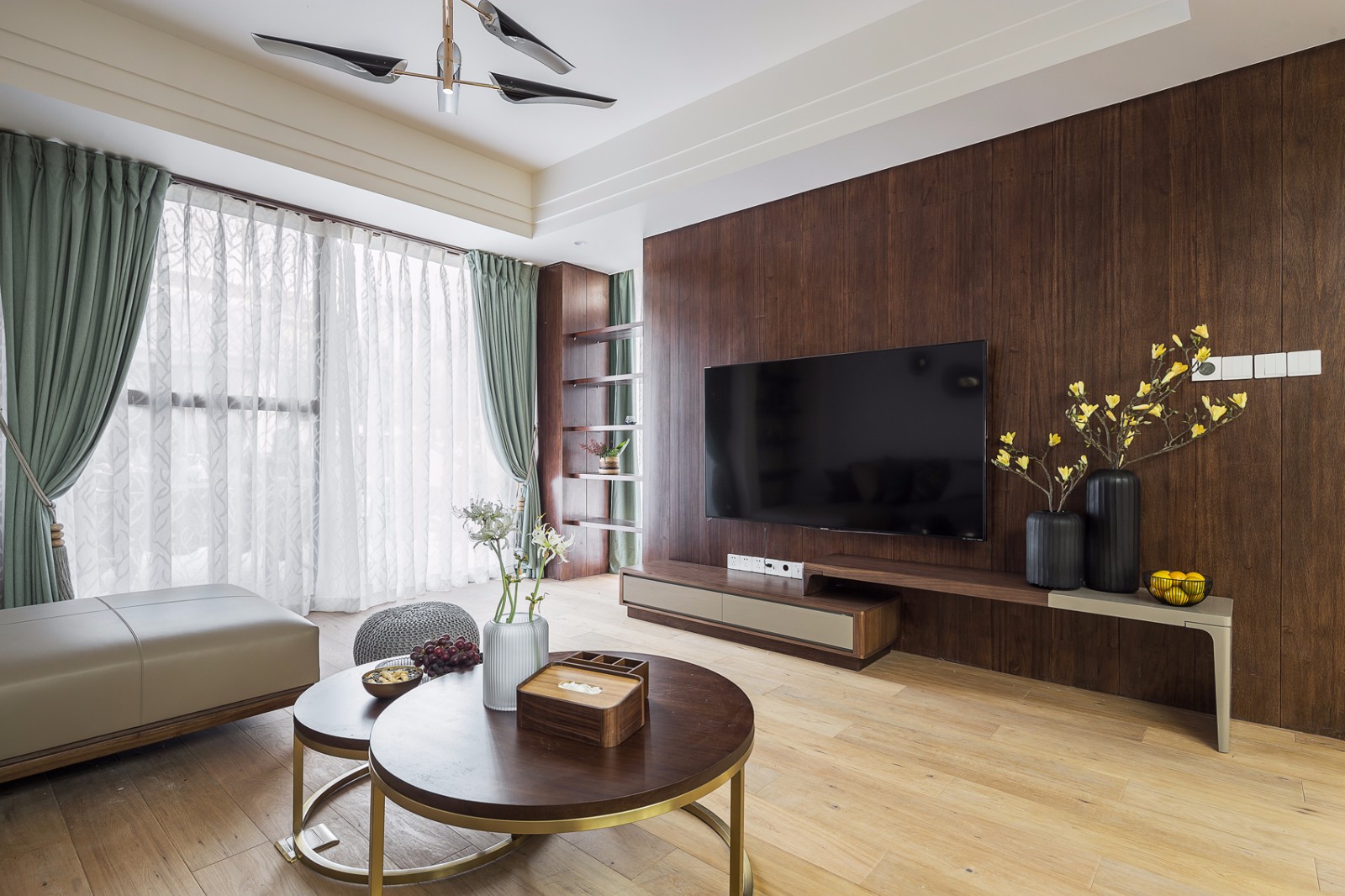 青城山下的现代简约之家-12