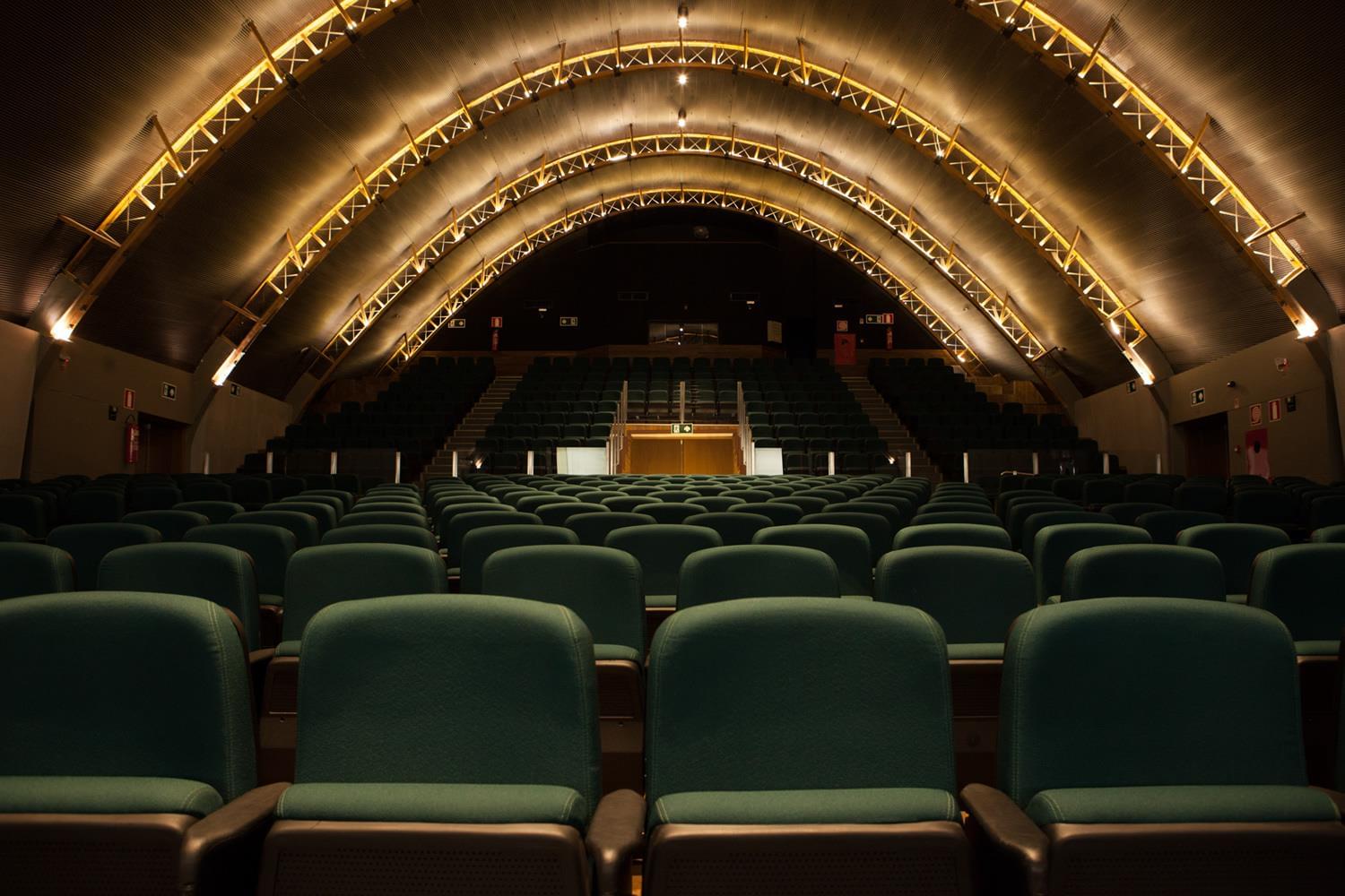 弗朗西斯科·努内斯剧院-2