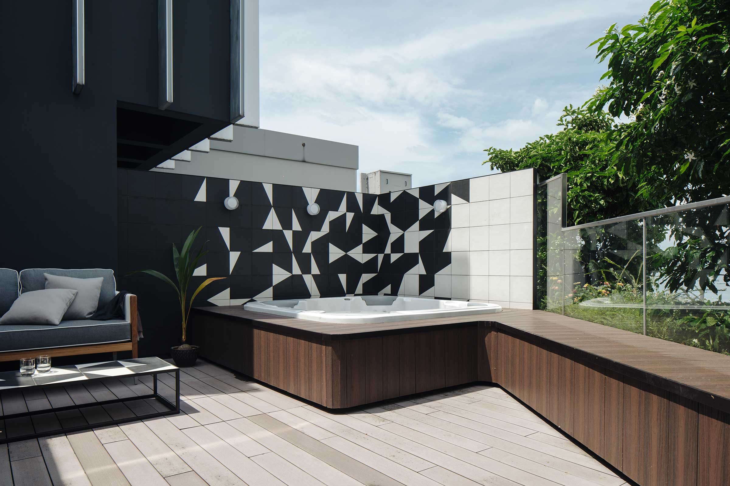 Interior Designer Gabriel Tan take on the Penthouse that Celebrates Irregularities in Singapore — Design Anthology-23