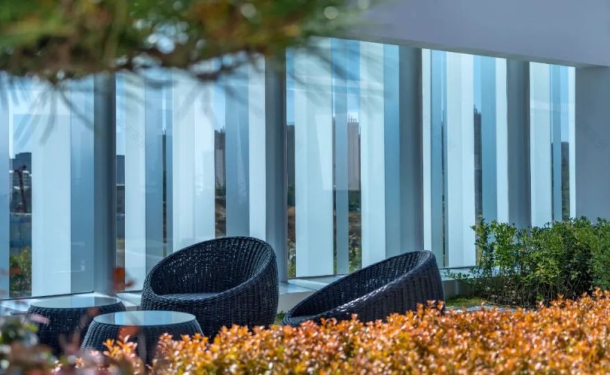 贵阳中海映山湖展示中心 | 山水相融,现代与自然的和谐共生-48