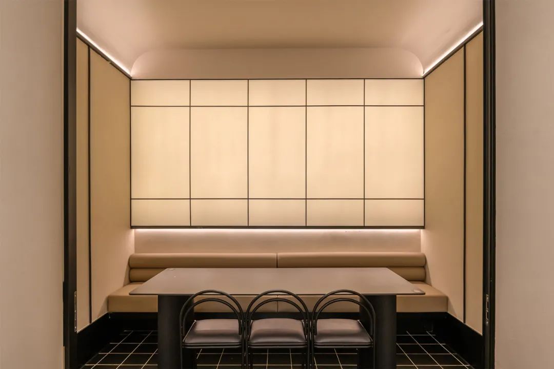 奈九居酒屋 · 几何体重构的日式餐饮空间丨中国重庆丨空袋子设计 KONDAS DESIGN-34