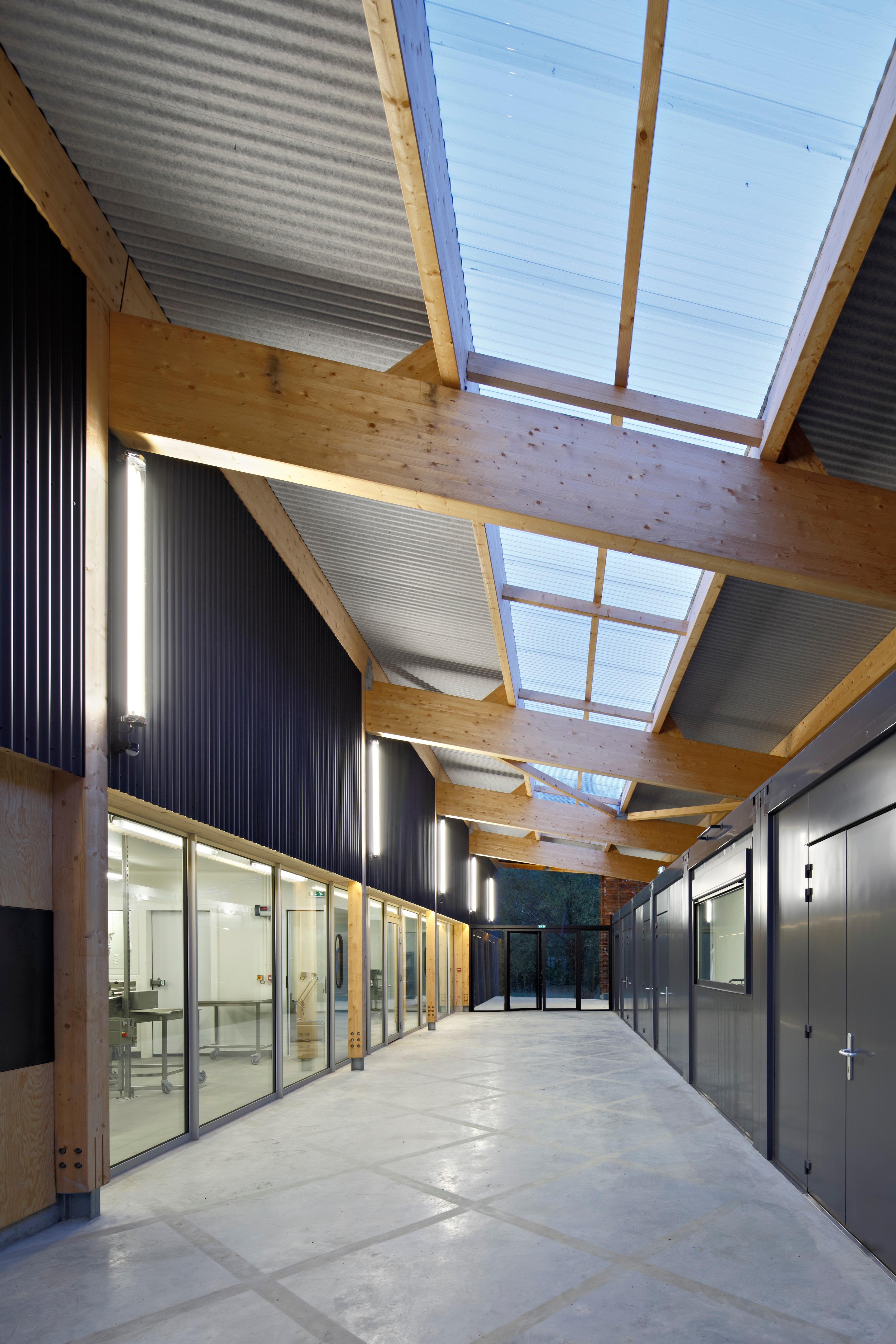 校园绿意 · 蔬菜加工车间与教学结合的设计-57