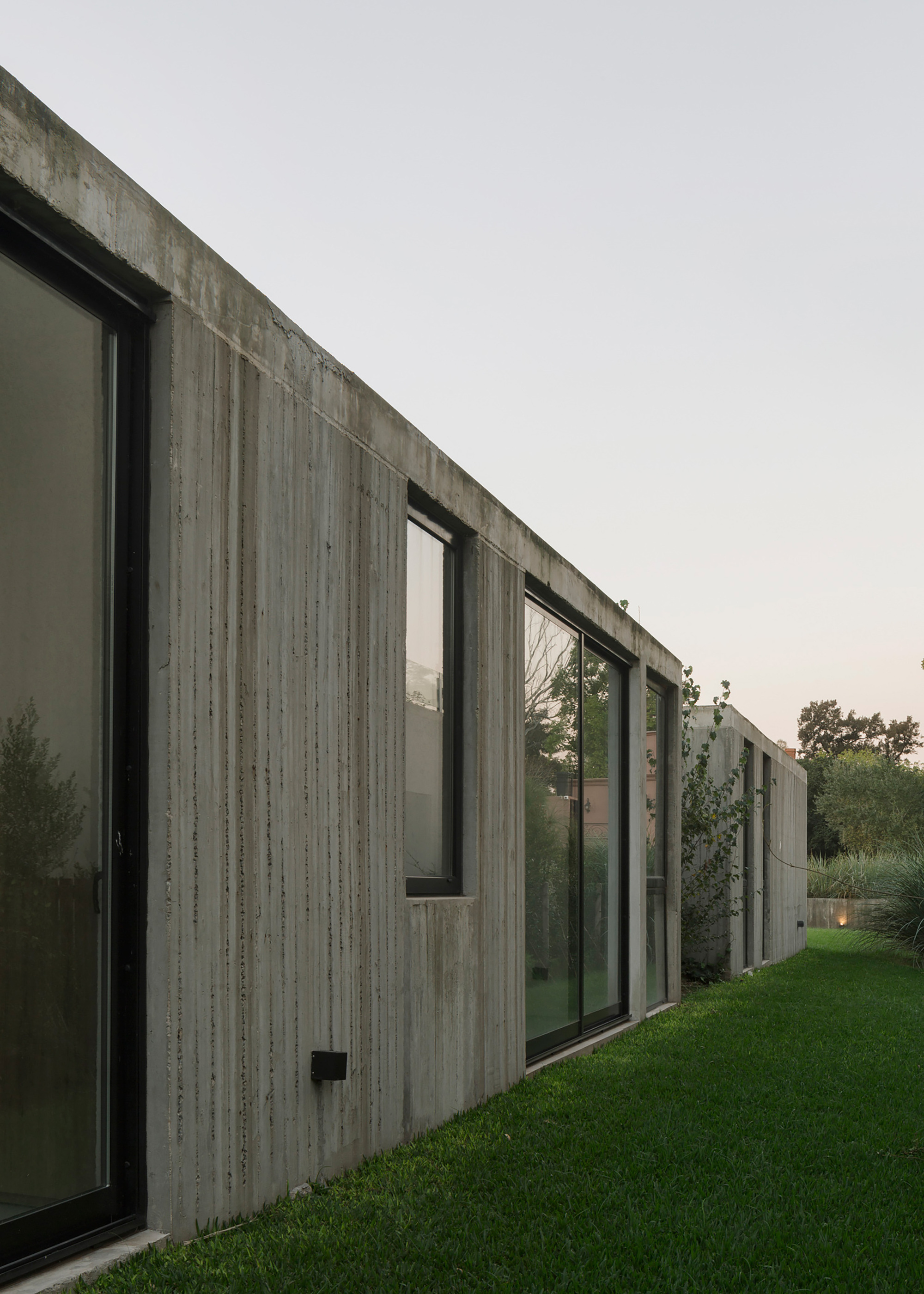 井字棋屋丨阿根廷布宜诺斯艾利斯丨VDV ARQ-26