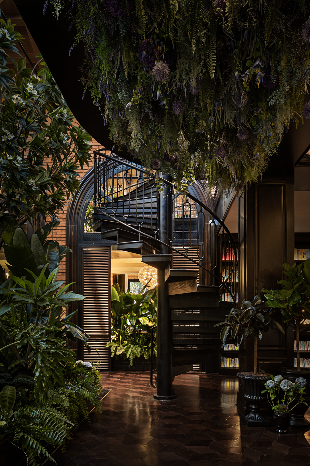 天津第一机床总厂城市更新项目 格调•锦雲接待中心《秘境•花园》丨中国天津丨北京零重力空间装饰设计有限公司-33