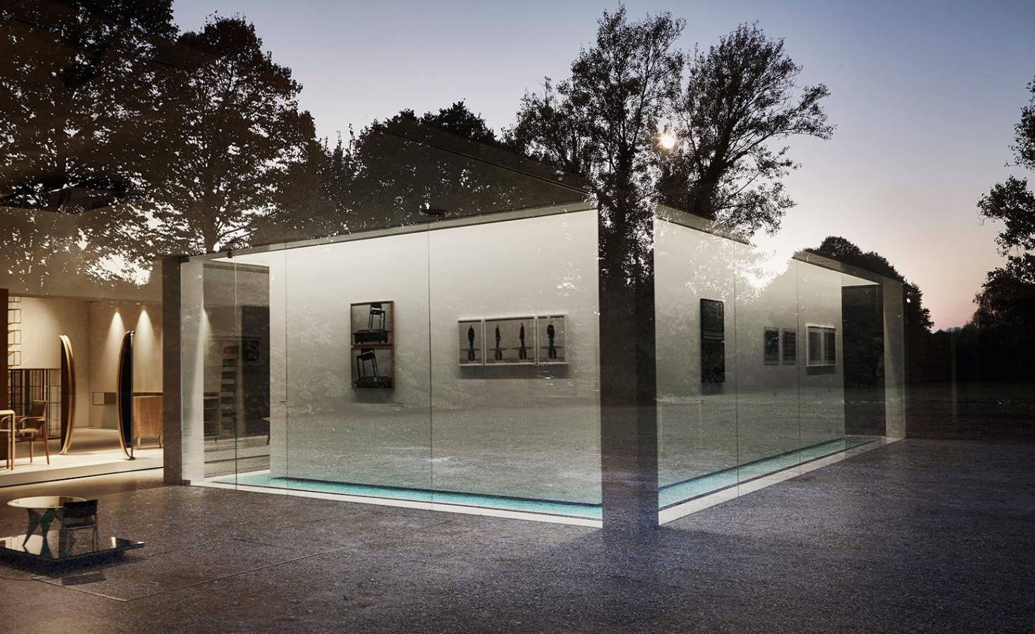 莫尔特尼化合物的“10 年 10 艺术家 10 作品”展览-1