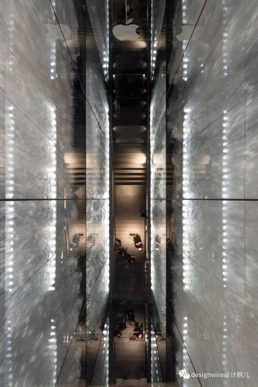 全球首个水上漂浮苹果店,创新设计诠释品牌理念-169