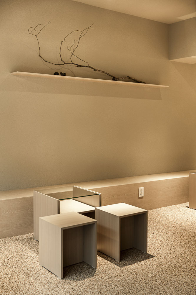 首尔 18 平现代风咖啡厅，小空间大创意-12