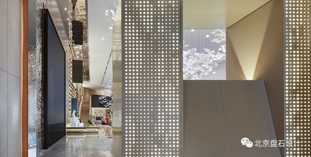 中粮沈阳隆悦祥云售楼处丨中国沈阳丨北京盘石典艺装饰设计有限公司-15