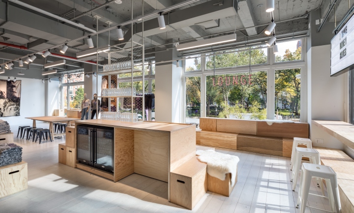 美国鹰 40 周年纽约新概念店-12