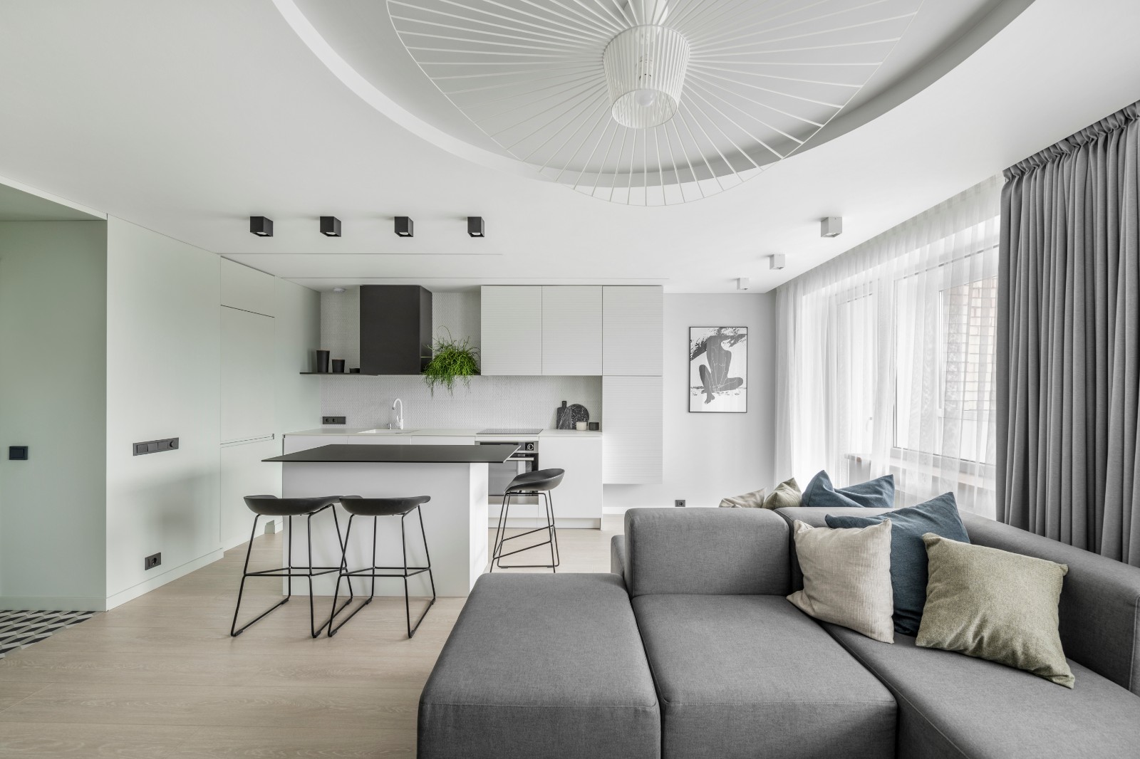 明亮清新小宅设计 | Me2 Architects 打造极简绿蓝空间-7