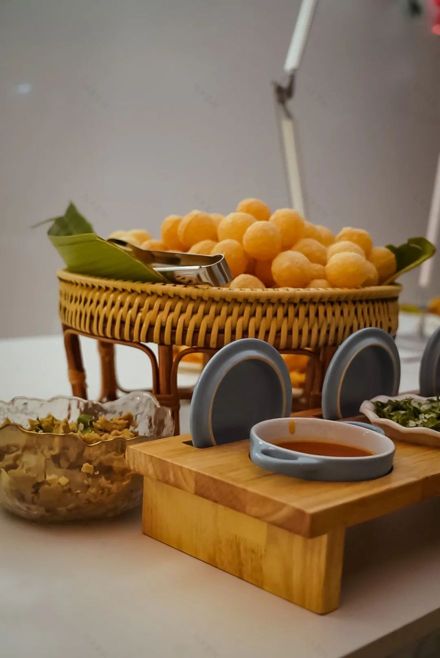 新办公室圣诞慈善派对丨中国上海丨Lukstudio-22