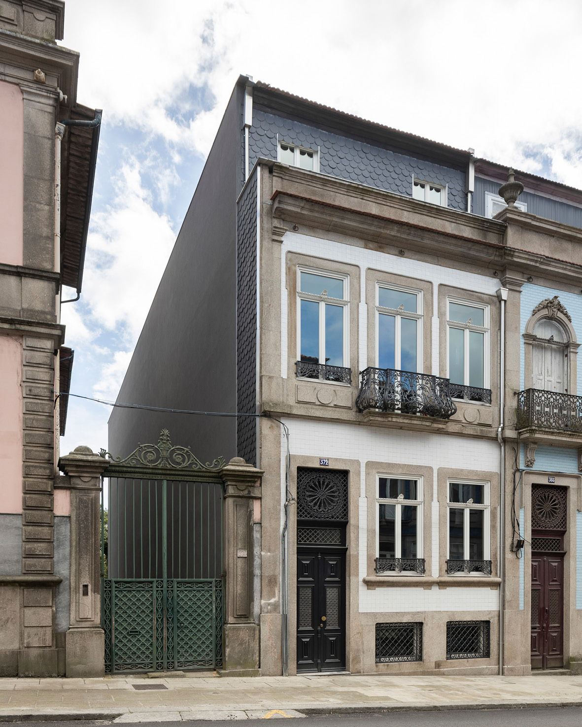 玻璃墙房屋丨葡萄牙波尔图丨fala-10