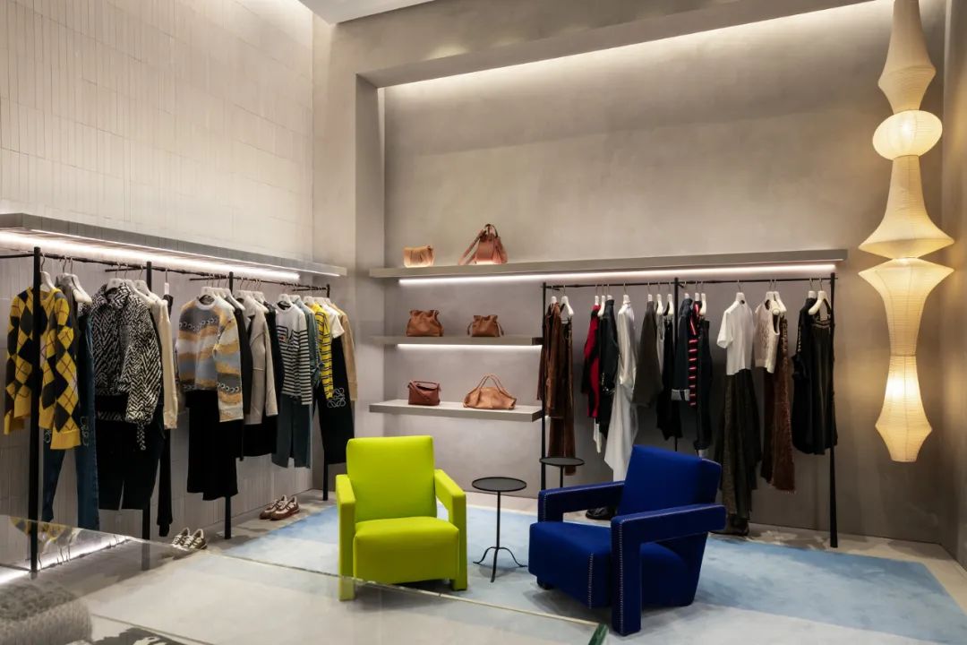 西班牙奢侈时尚品牌 Loewe 高端精品店丨罗切特建筑集团-7