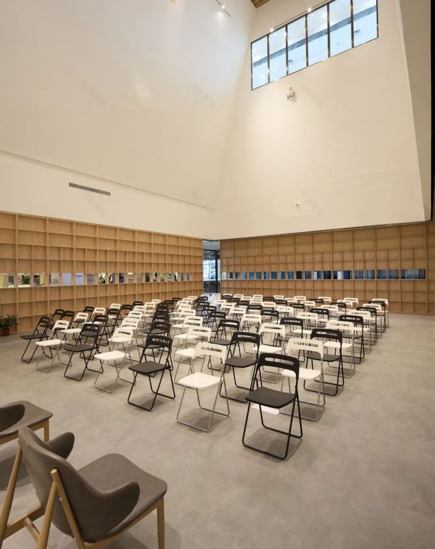 严旸建筑 × 美璟书店 | 中庭中的隐秘书店-101