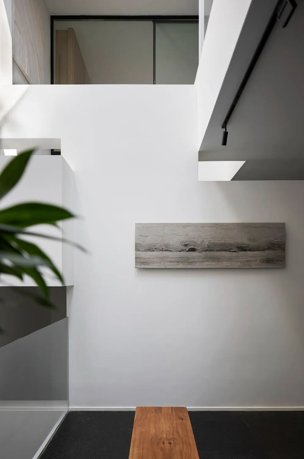 在家拥有一座迷你美术馆丨中国东莞-14