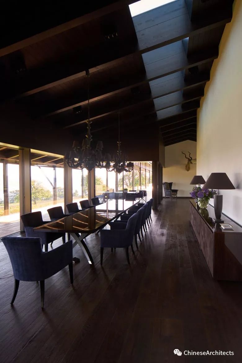 瑞士中部乡村风格住宅设计-19