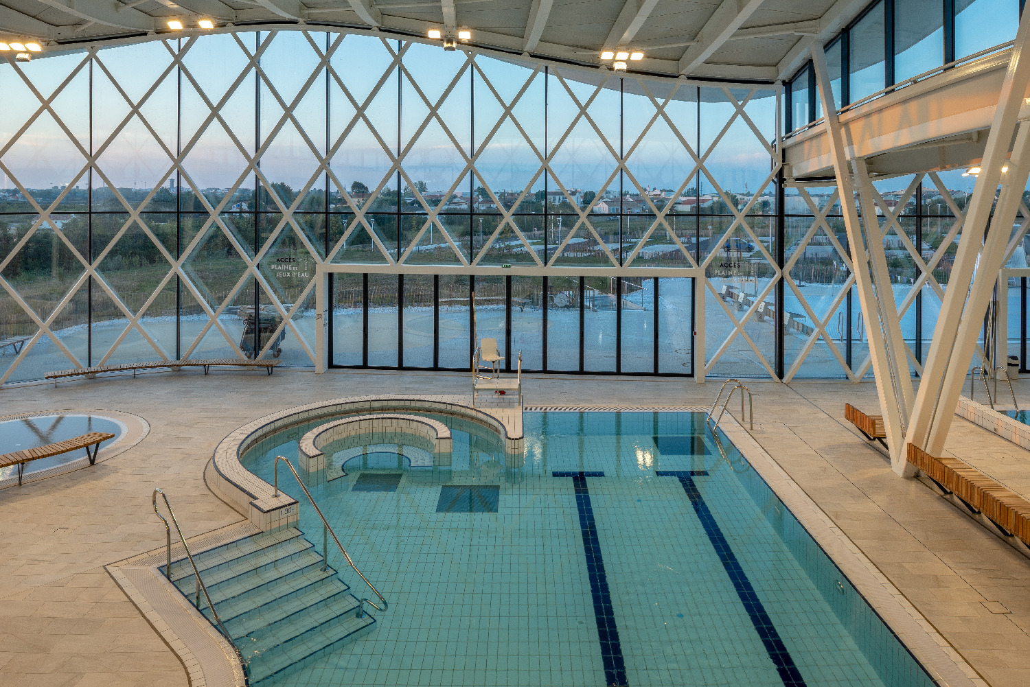 体育馆丨MultiplexeAquatique-155