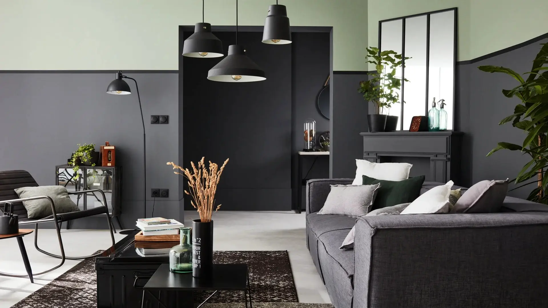 现代工业风格灰色与卡其色客厅设计-1