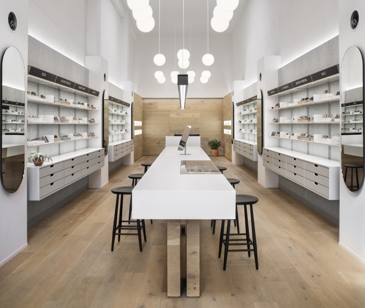 Peninsula Optical 眼镜店-17