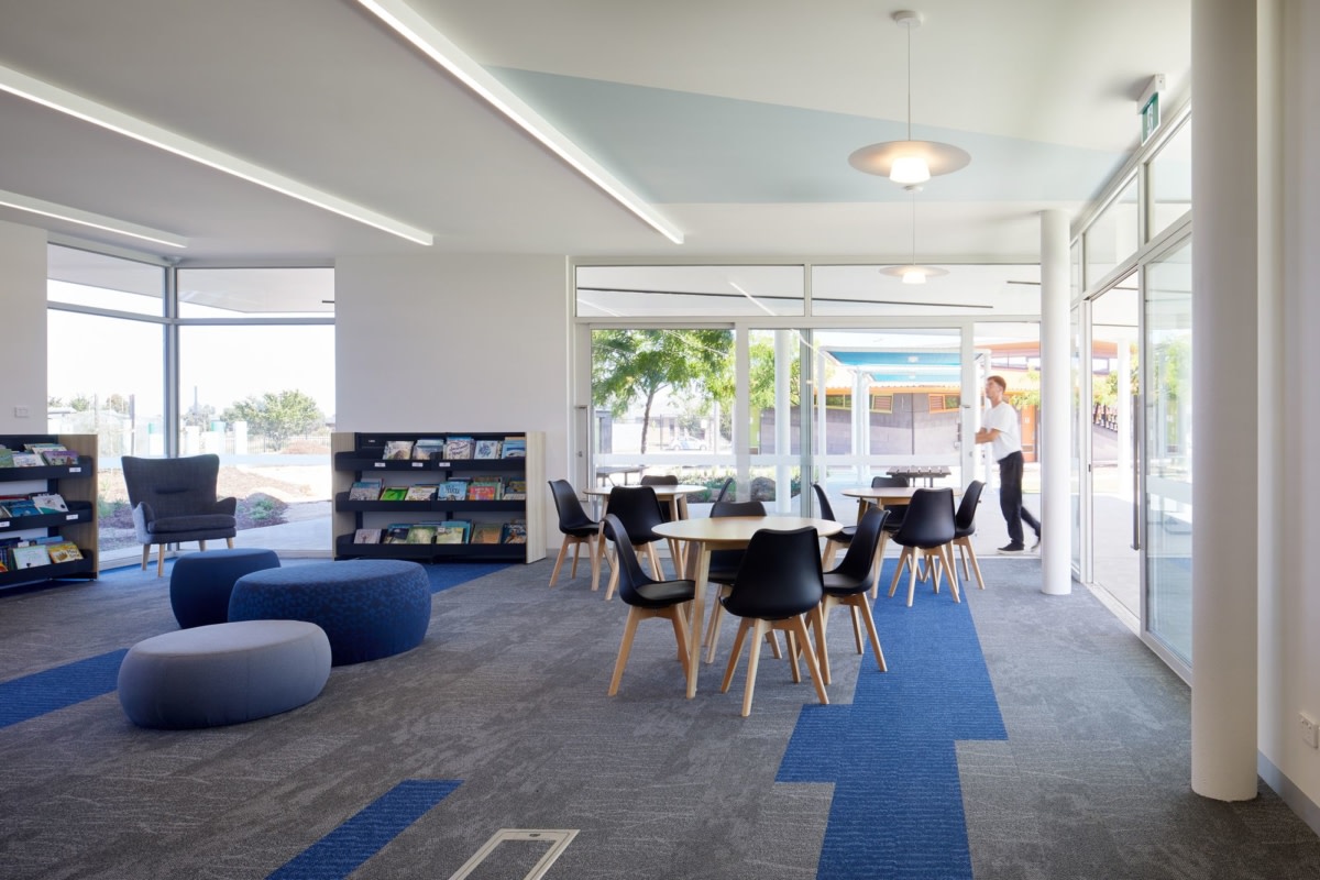 墨尔本 St Clare's Primary School 第三阶段设计 | 创新学习空间与灵活布局-17