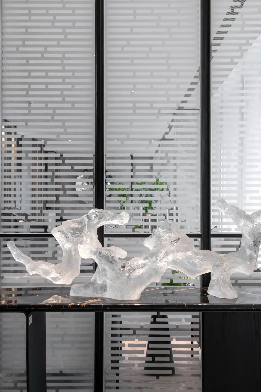 融创南昌·玖玺台销售中心 | 现代简约中的艺术与自然共生-26