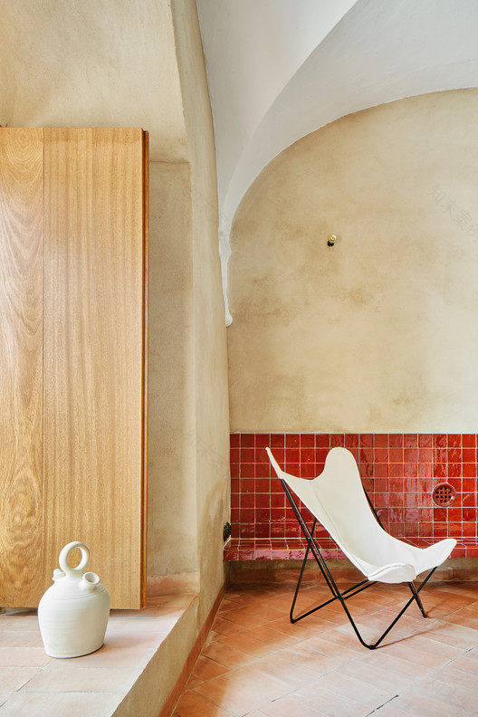 融合本土风格的现代乡村别墅-19