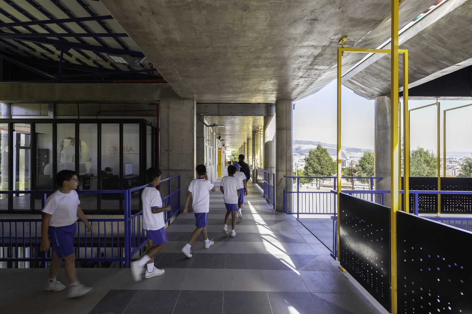 厄瓜多尔UEPM基多学校-38