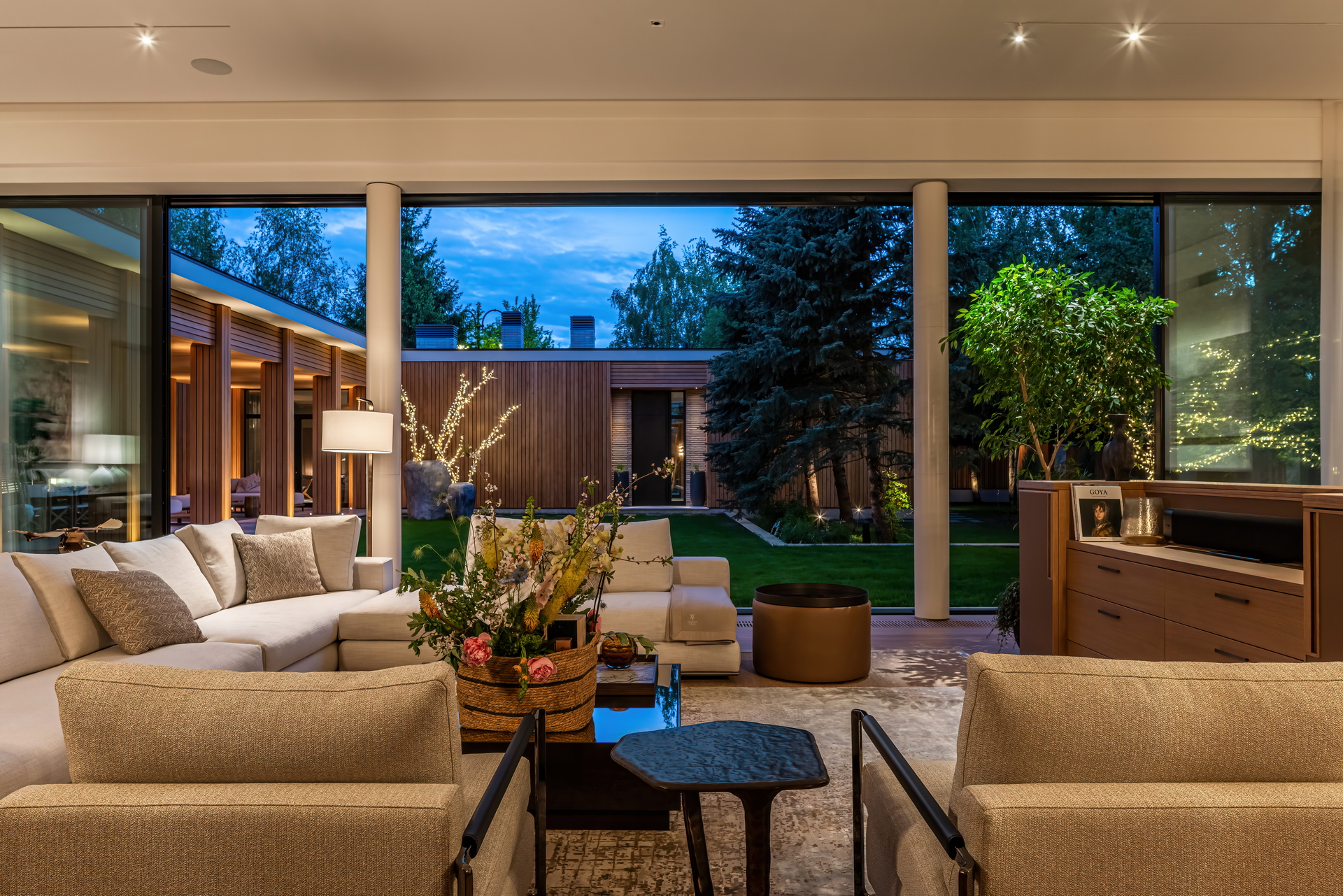 Villa Garden (interior)-23