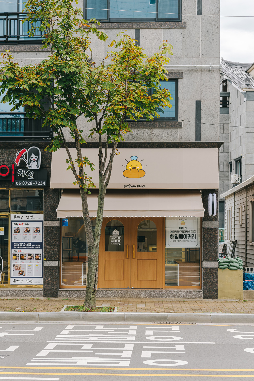 白色与木质，9 平米小空间的精致设计-12