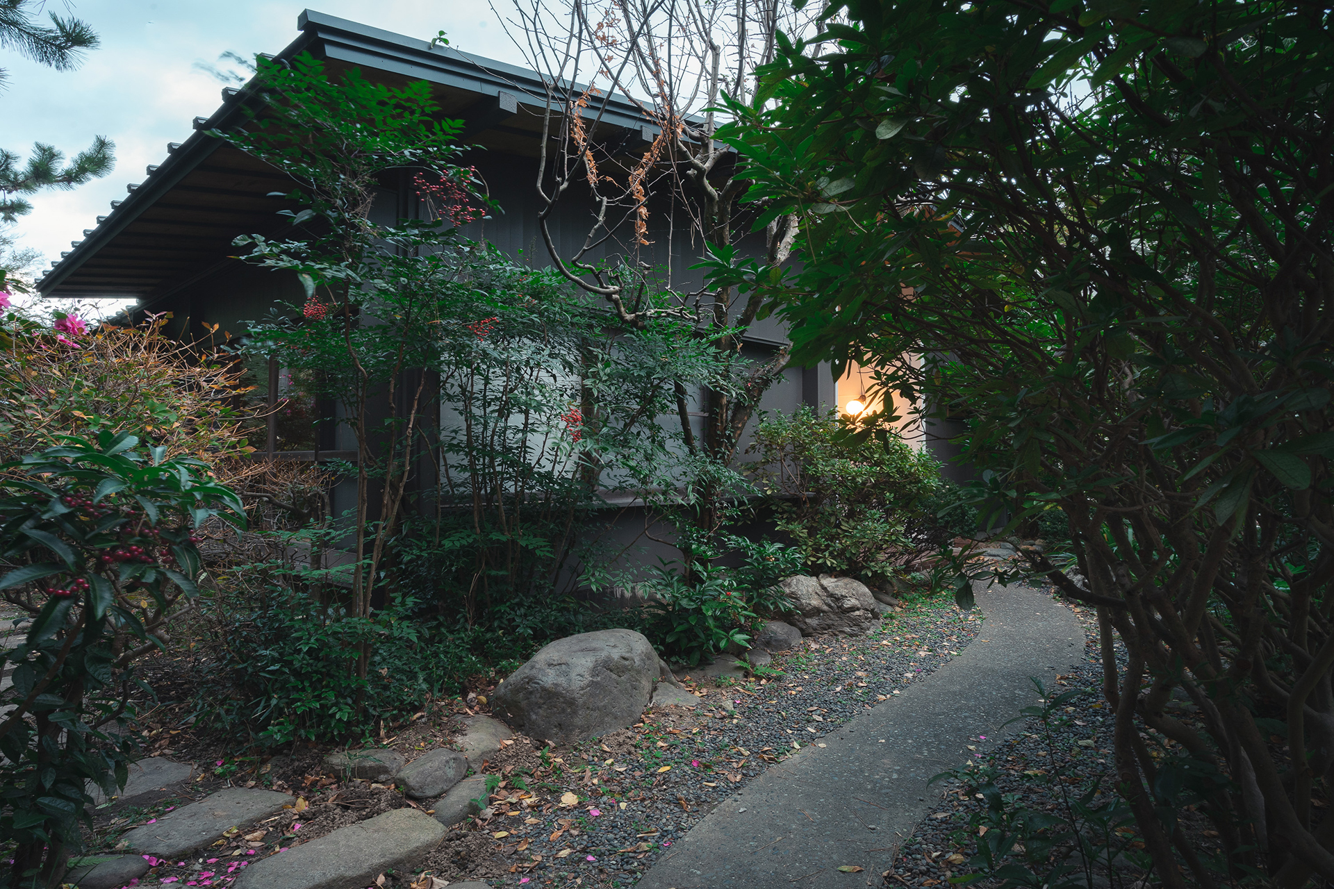 静谧住宅 · 日本美学的感官体验丨Fukayama architects-43