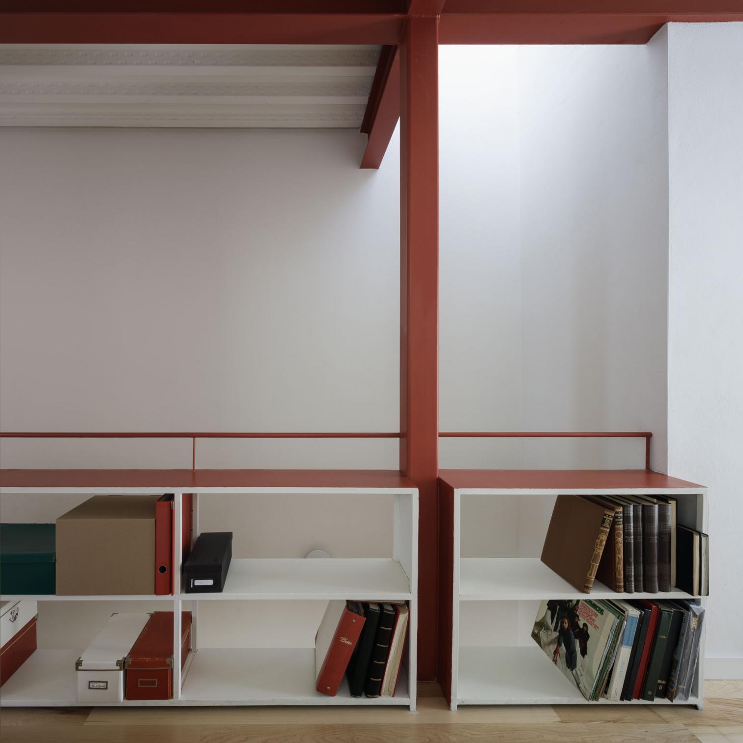 西班牙 Sevilla 的九柱庭院住宅设计-10