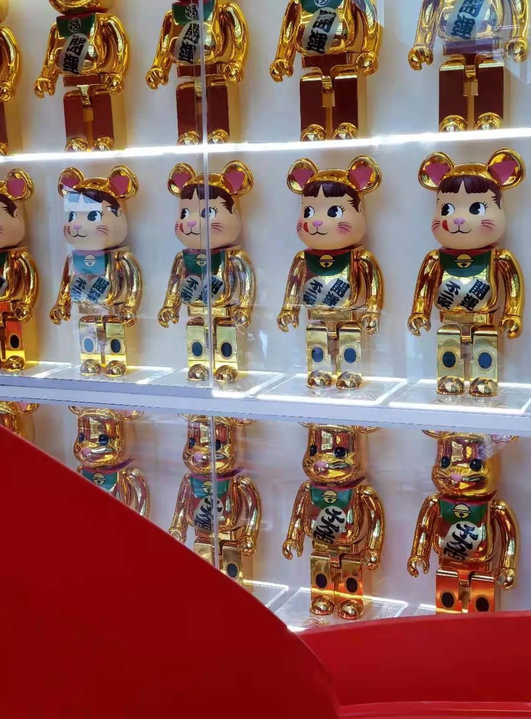 《好酒好菜吃鸡公司》 | 小空间，大气势-61