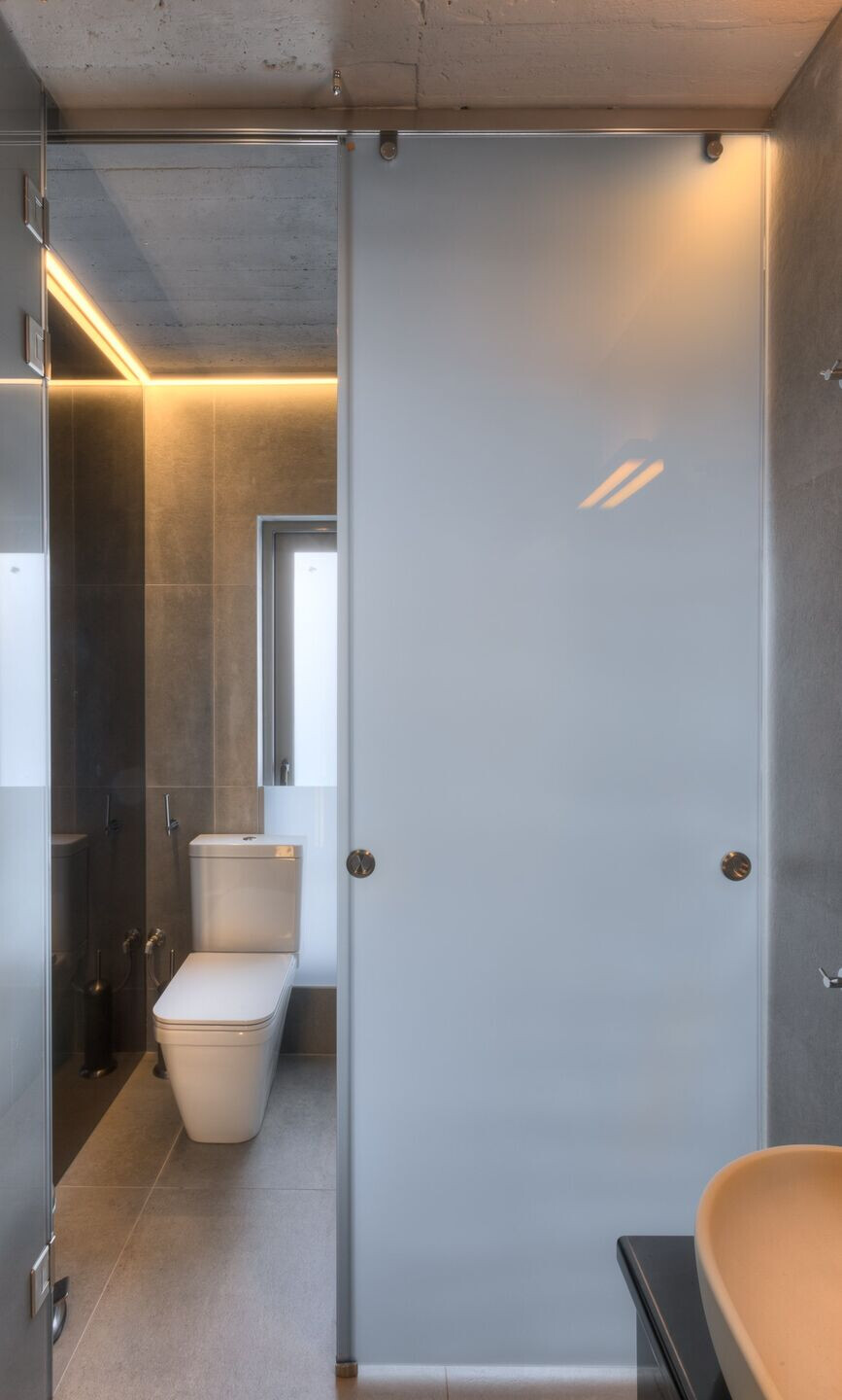 一起离开酒吧-35