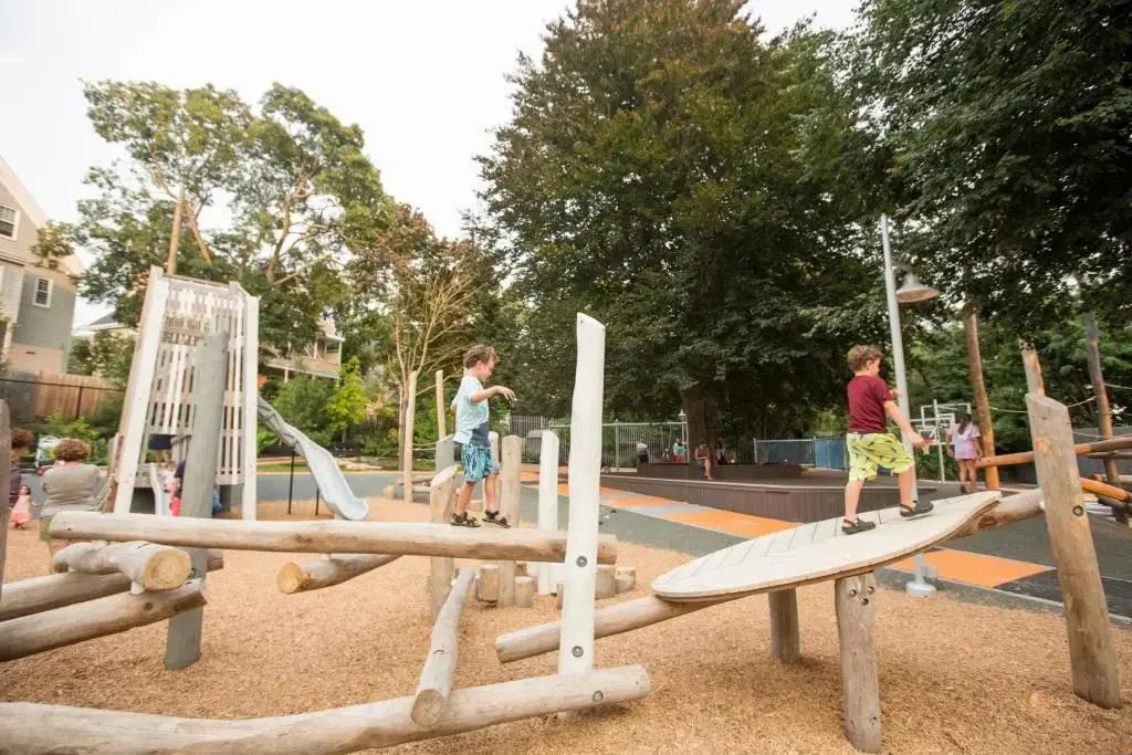 社区公园设计典范,以人为本焕发活力-35