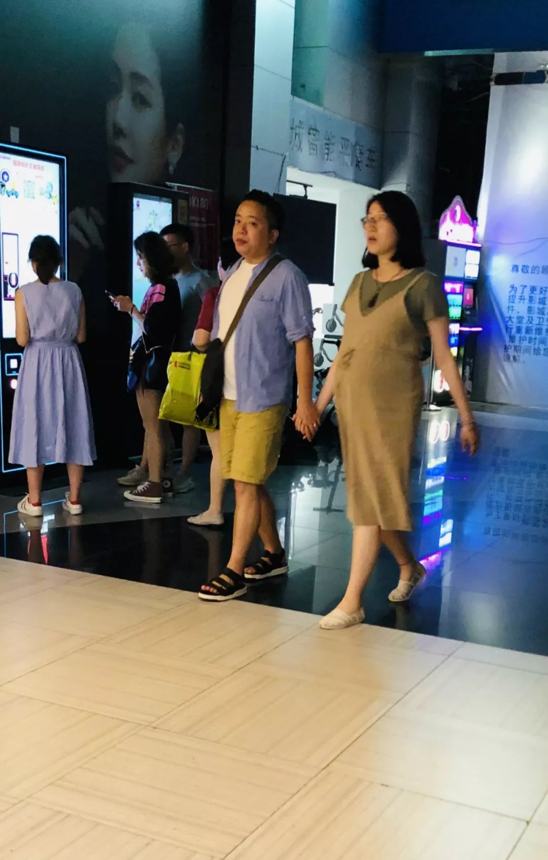 五一假期，九度带您走进影城，感受初夏柔美-22